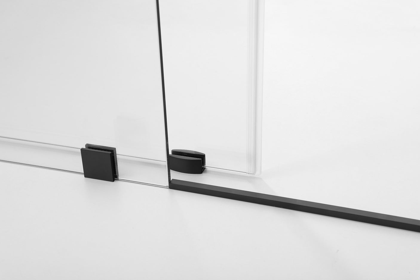 Ratel 4 WHEELS ROUND FRAMELESS 10MM THICK TEMPERED GLASS SHOWER DOOR 60"W x 76"H - Matte Black